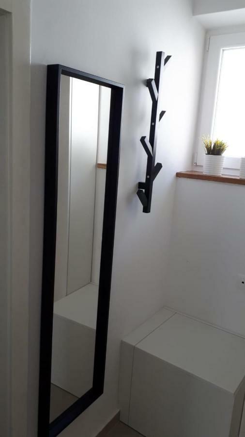 Apartment Adriatic Makarska Exterior photo